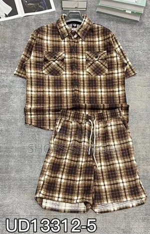 Ensemble Checkered Style