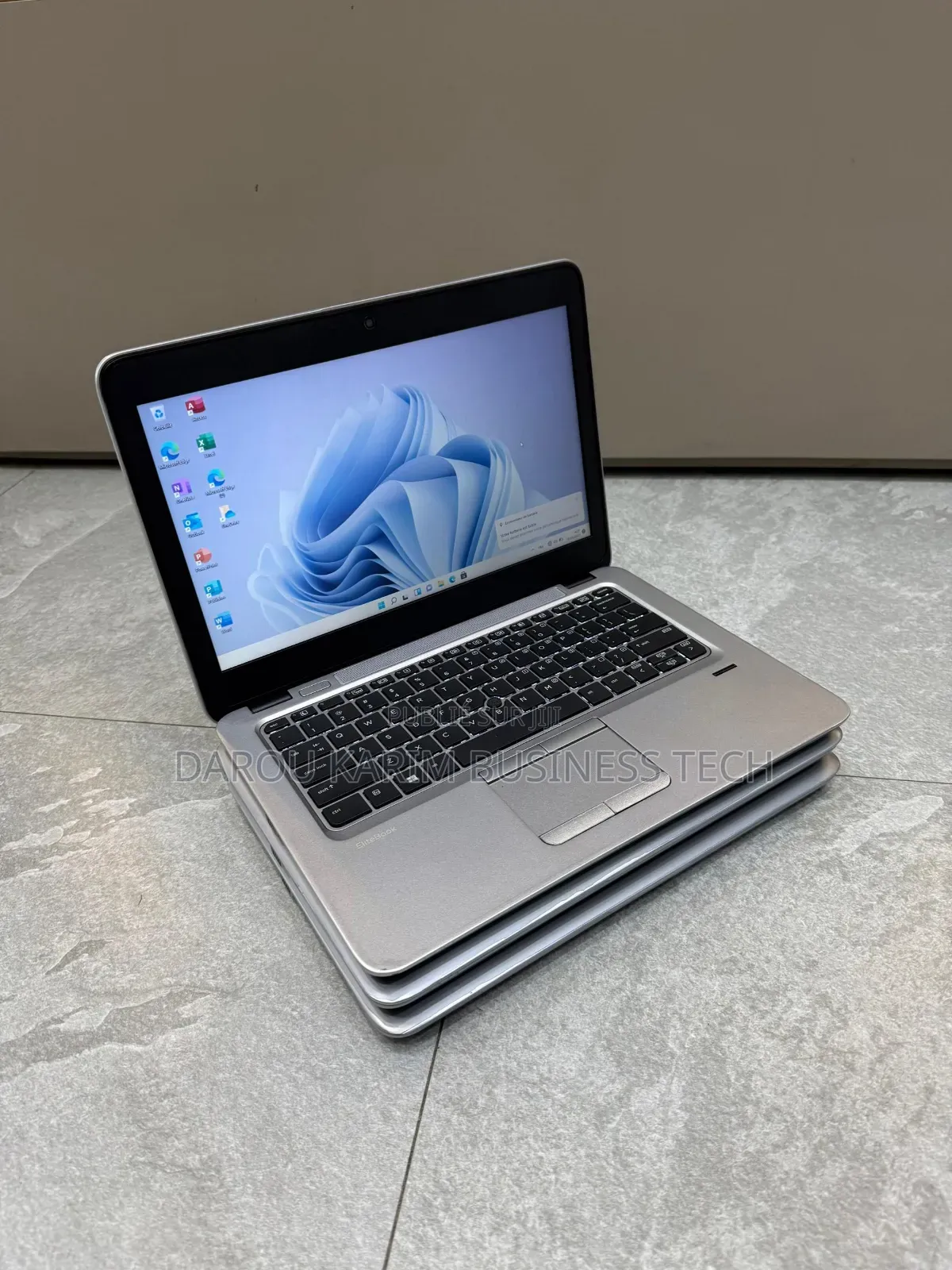 New Ordinateur Portable HP EliteBook 725 8GB AMD A8 SSD 256GB