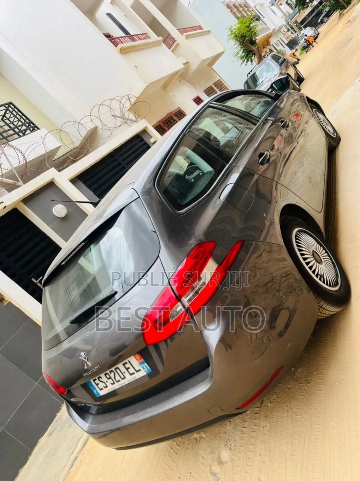 PEUGEOT 308 2017 Gris