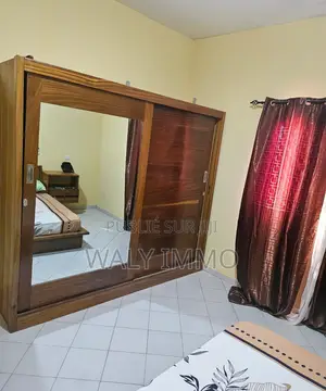 Furnished 2chbre Appartement dans Appartement, Sindia à Louer