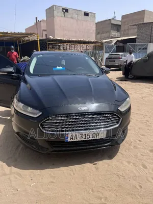 Photo - Ford Fusion SE AWD 2016 Black