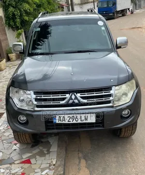 Photo - Mitsubishi Pajero 2014 Noir