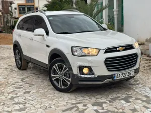 Photo - Chevrolet Captiva 2015 Blanc