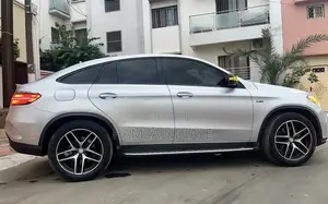 Mercedes-Benz GLE-Class 2016 Gris