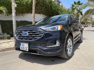 Photo - Ford Edge SEL AWD 2019 Noir