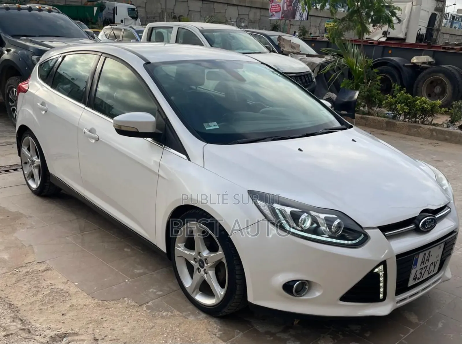 Ford Focus 2012 Blanc