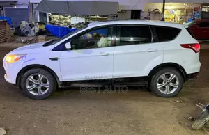 Ford Escape 2015 Blanc