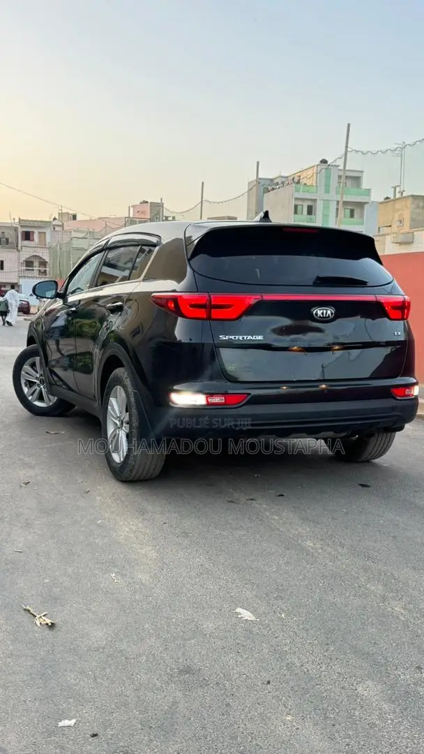 Kia Sportage EX 4dr SUV (2.4L 4cyl 6A) 2017 Noir