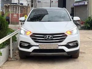 Photo - Hyundai Santa Fe 2018 Autre