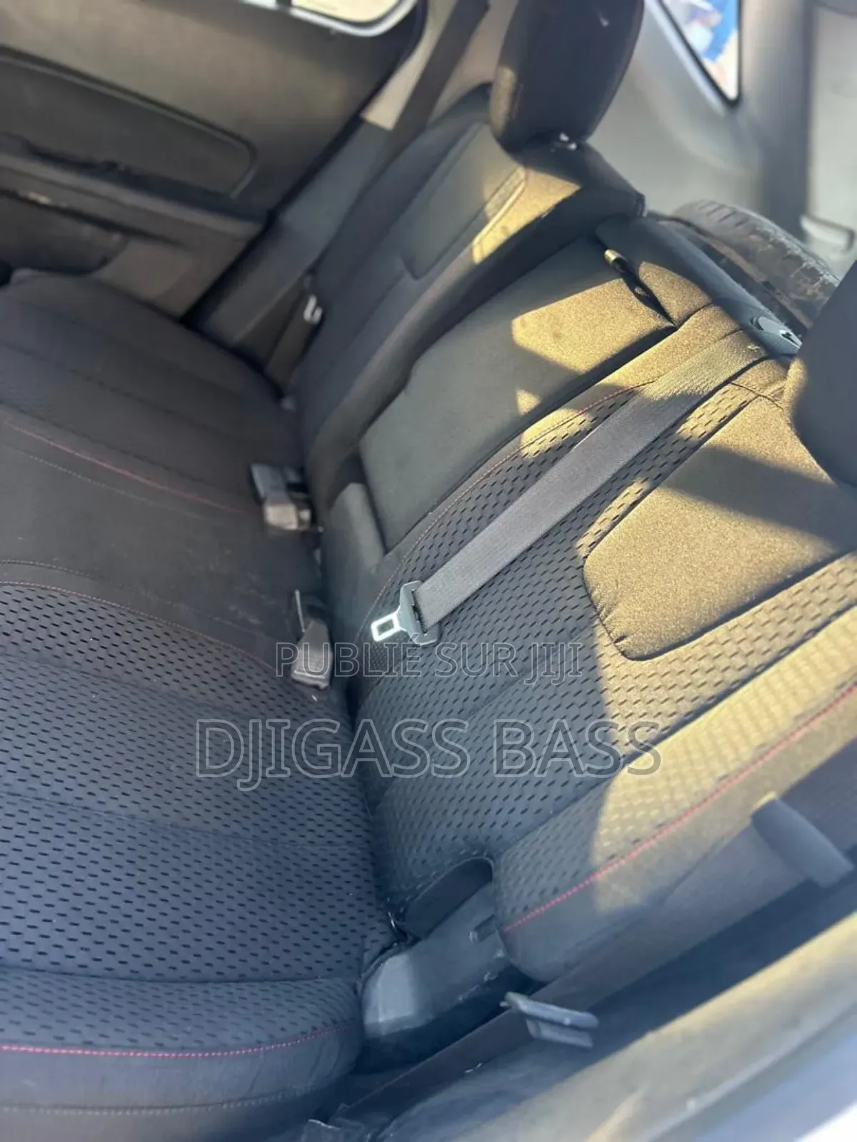 Chevrolet Equinox 2012 Blanc cassé