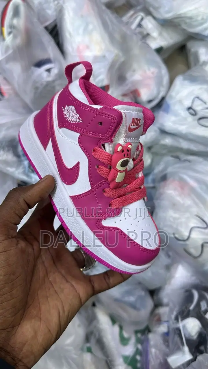 Nike Montante Pour Enfants Taille 27/34