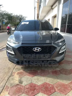 Photo - Hyundai Kona 2018 Gris