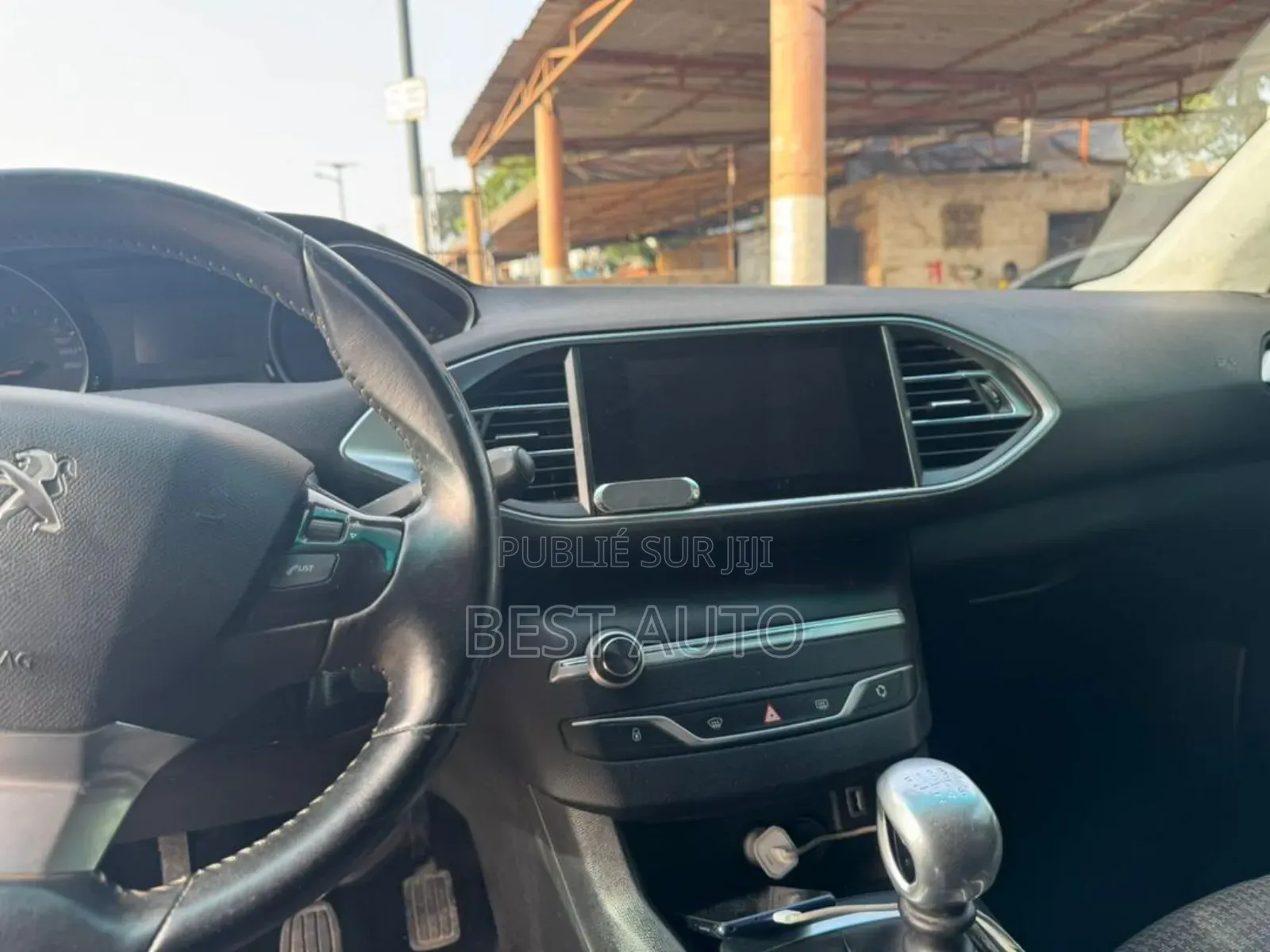 PEUGEOT 308 2018 Blanc