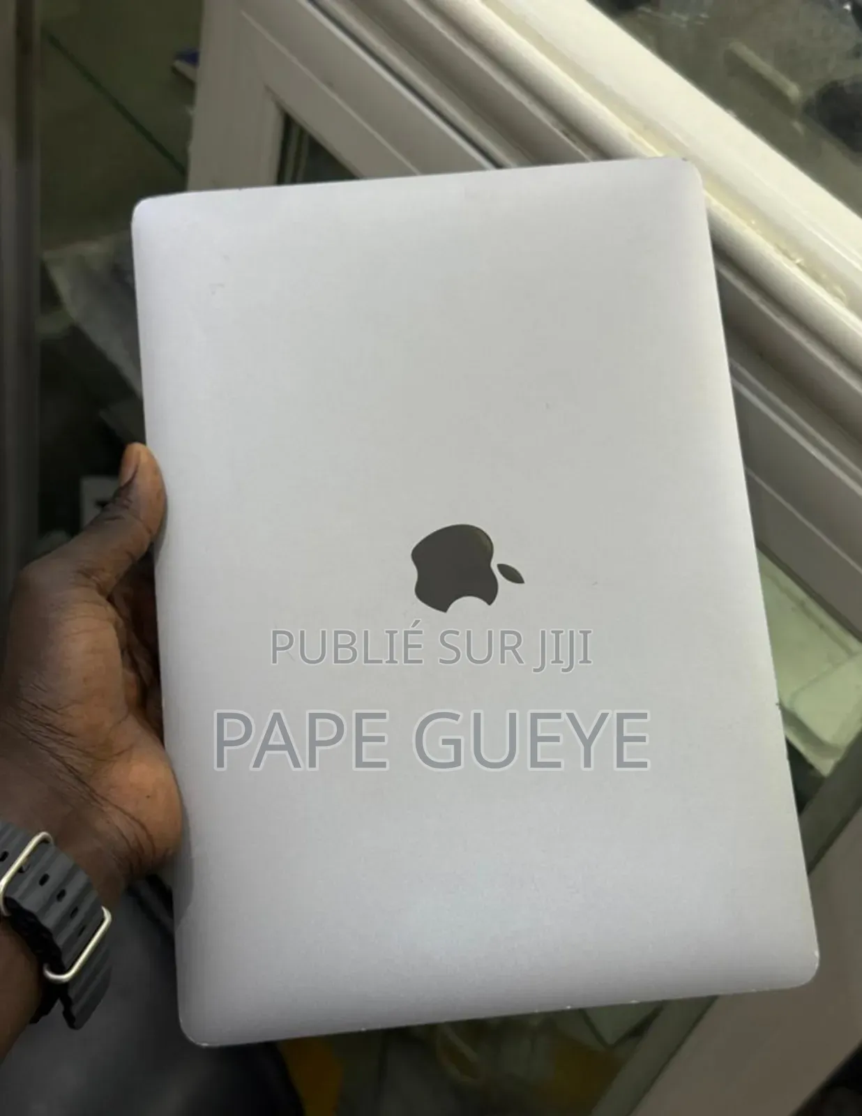 Ordinateur Portable Apple MacBook Pro 2018 16GB Intel Core I5 SSD 256GB