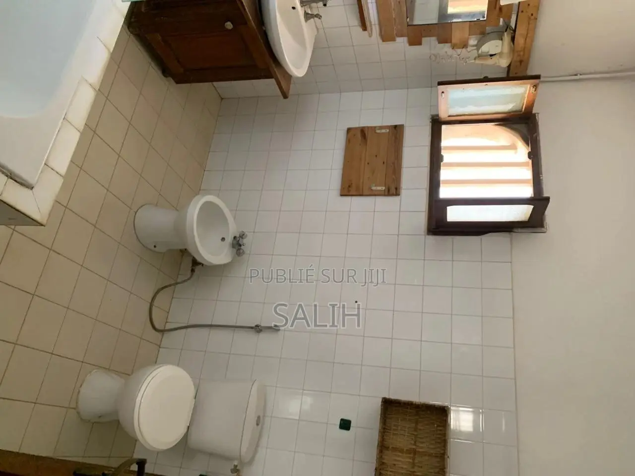 6chbre Villa dans Salih-Immo Et, Fann-Point E-Amitié à Vendre