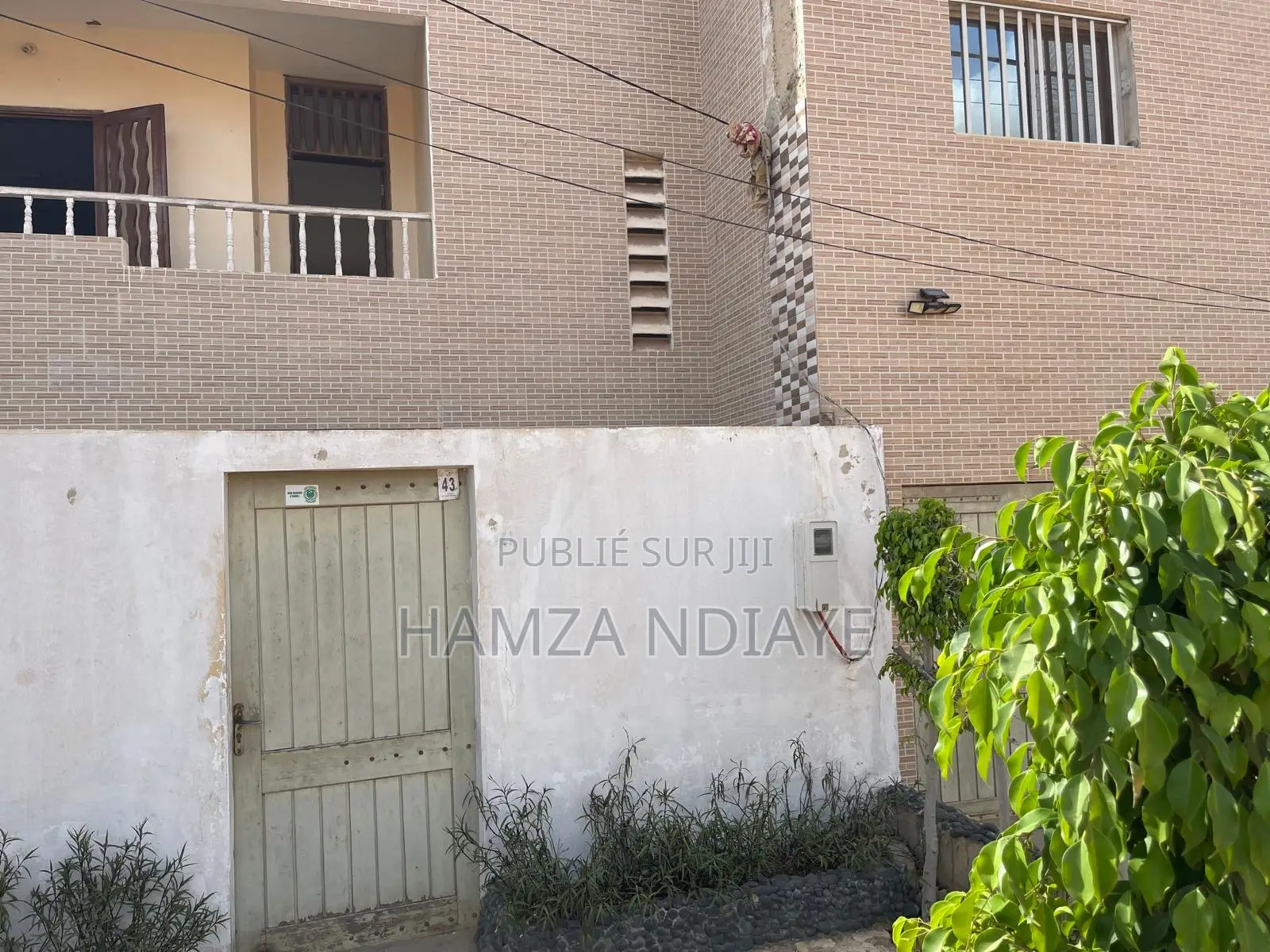 3chbre Villa dans Mmorsow, Région de Dakar à Vendre