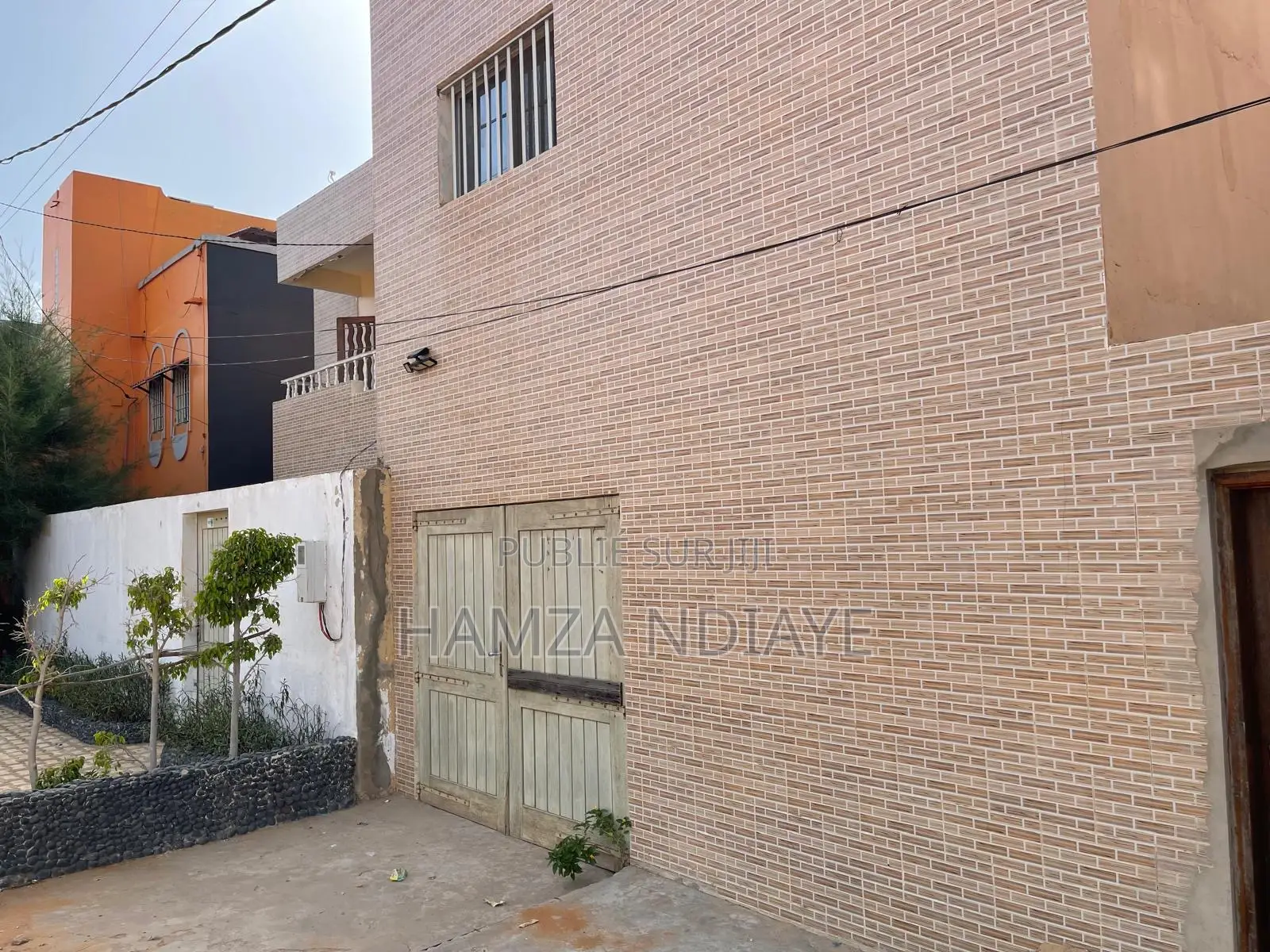 3chbre Villa dans Mmorsow, Région de Dakar à Vendre