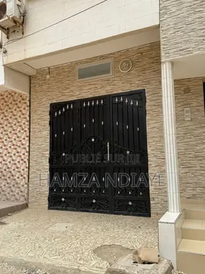 9chbre Maison dans Pdg Global, Rufisque à Vendre