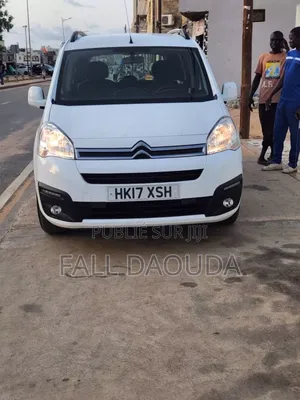 Photo - Citroen Berlingo 2017 Blanc