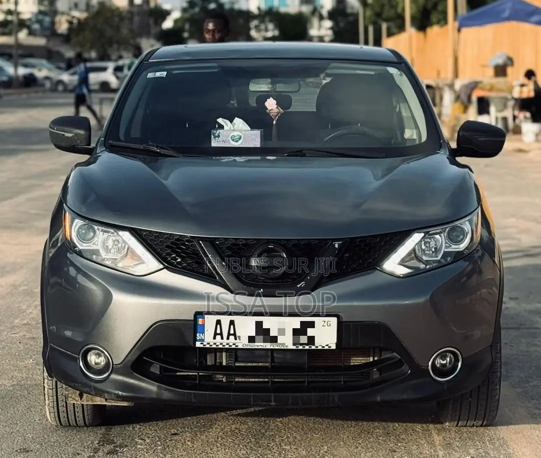 Nissan Qashqai 2018 Gris