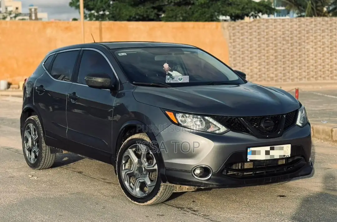 Nissan Qashqai 2018 Gris