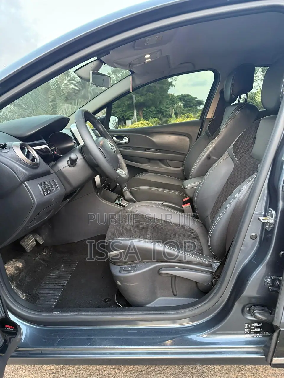 Renault Clio 2019 Gris