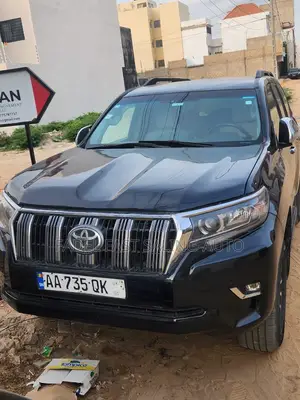 Toyota Land Cruiser Prado 2015 Noir
