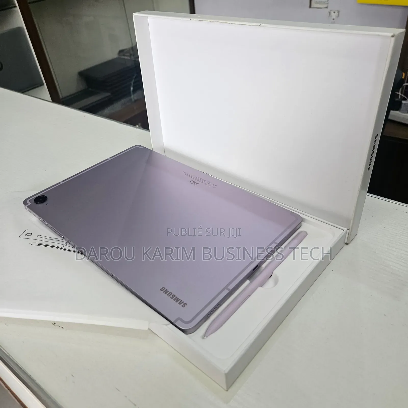 New Samsung Galaxy Tab S9 FE 128 GB Autre