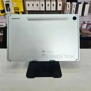 New Samsung Galaxy Tab S9 FE 128 GB Autre