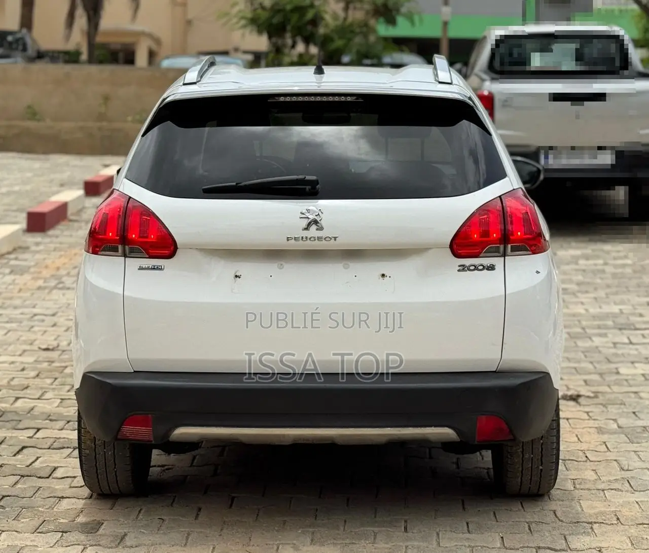 PEUGEOT 2008 2017 Blanc