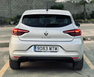 Renault Clio 2021 Gris