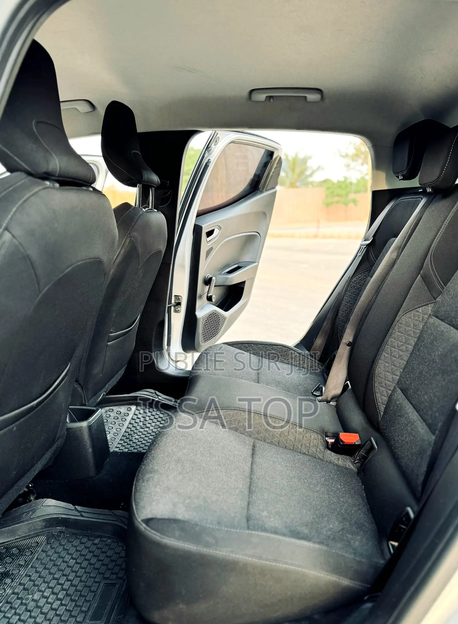 Renault Clio 2021 Gris