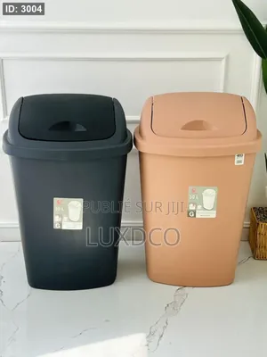 Poubelle d'Extérieur en Plastique, Avec Couvercle Basculant 50l'