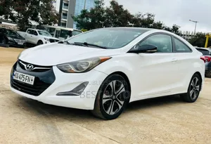 Hyundai Elantra 2013 Blanc