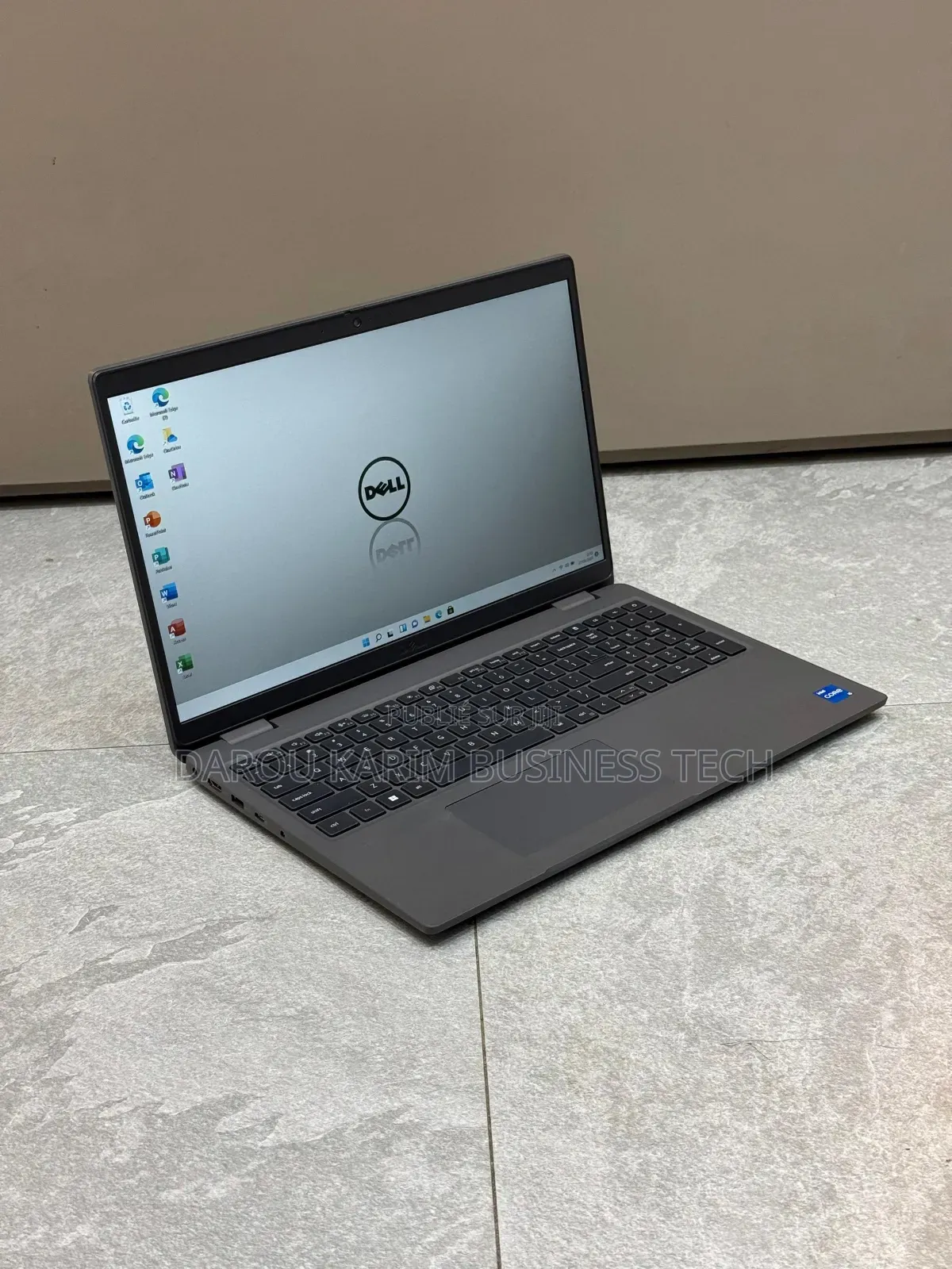 New Ordinateur Portable Dell Latitude 3540 16GB Intel Core I5 SSD 256GB