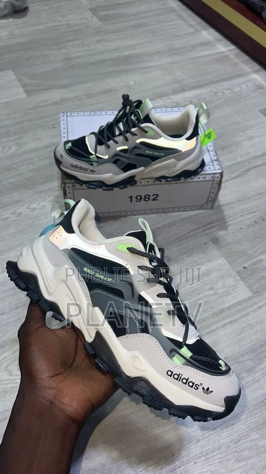 Chaussures Adidas Originals by TDS