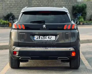 PEUGEOT 3008 2021 Gris