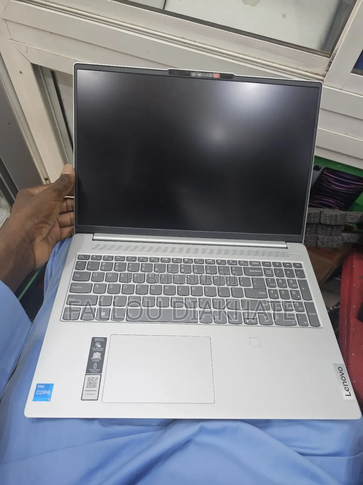 New Ordinateur Portable HP EliteBook 735 G6 16GB AMD Ryzen 5 SSD 256GB