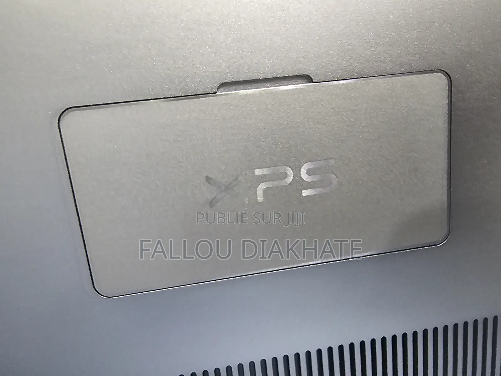 New Ordinateur Portable Dell Latitude 3540 16GB Intel Core I5 SSD 256GB