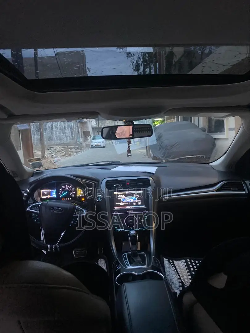 Ford Fusion 2014 Gris