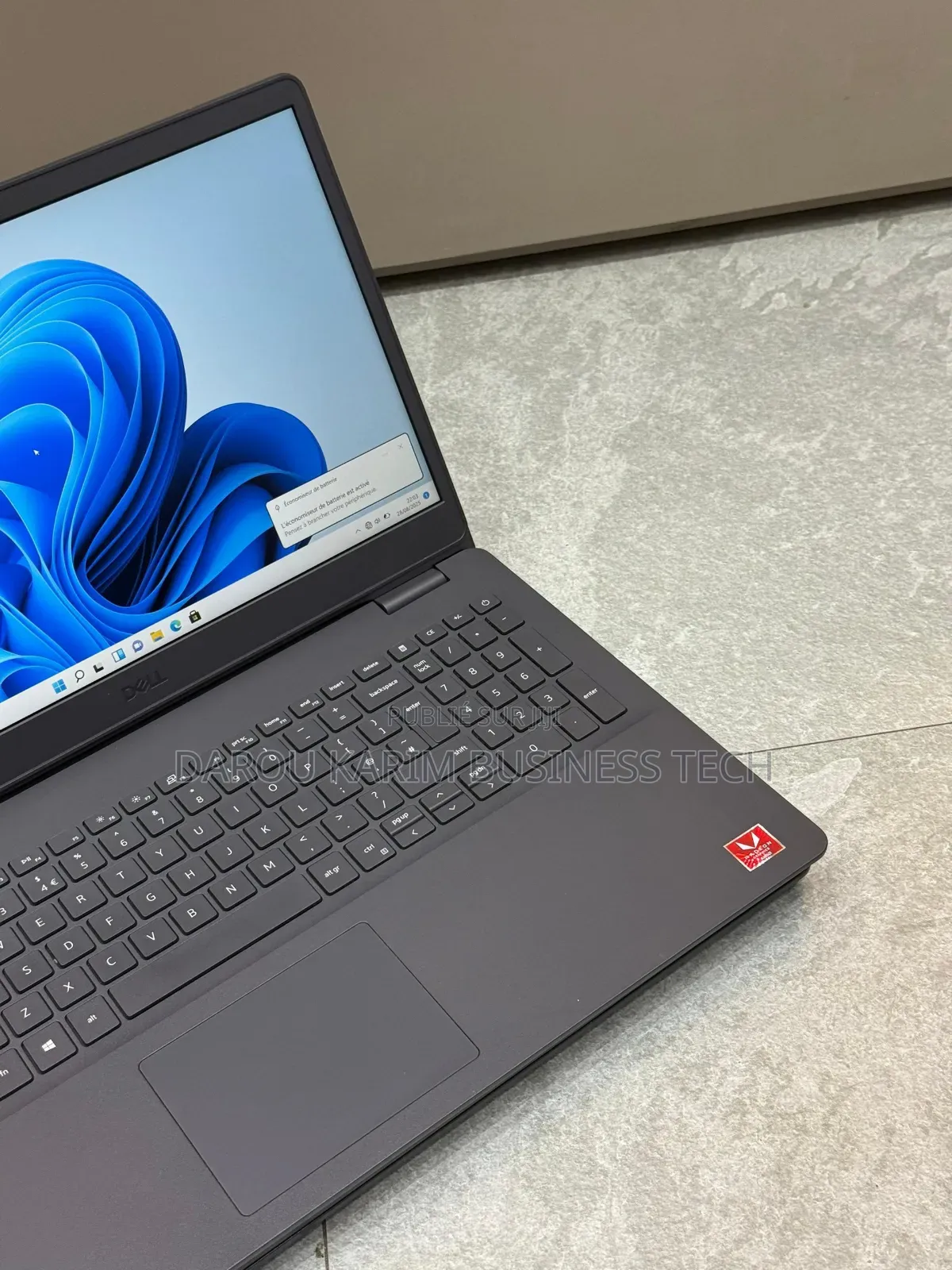 New Ordinateur Portable Dell Inspiron 15 8GB AMD Ryzen 5 SSD 256GB