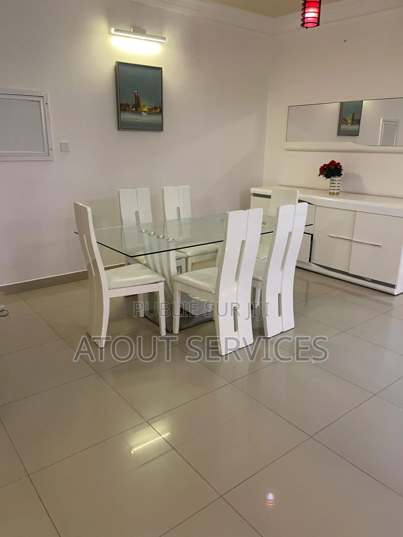 Furnished 3chbre Appartement dans Ngor à Louer