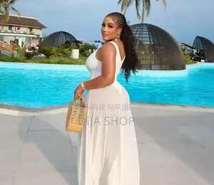 Robe Zara Disponible Taille S M L Prix  : 13500