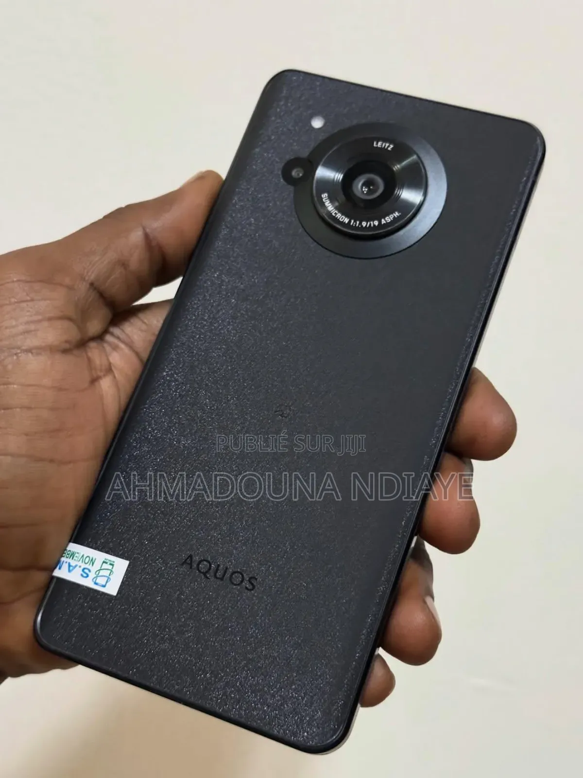 New Sharp Aquos R7 256 GB Noir