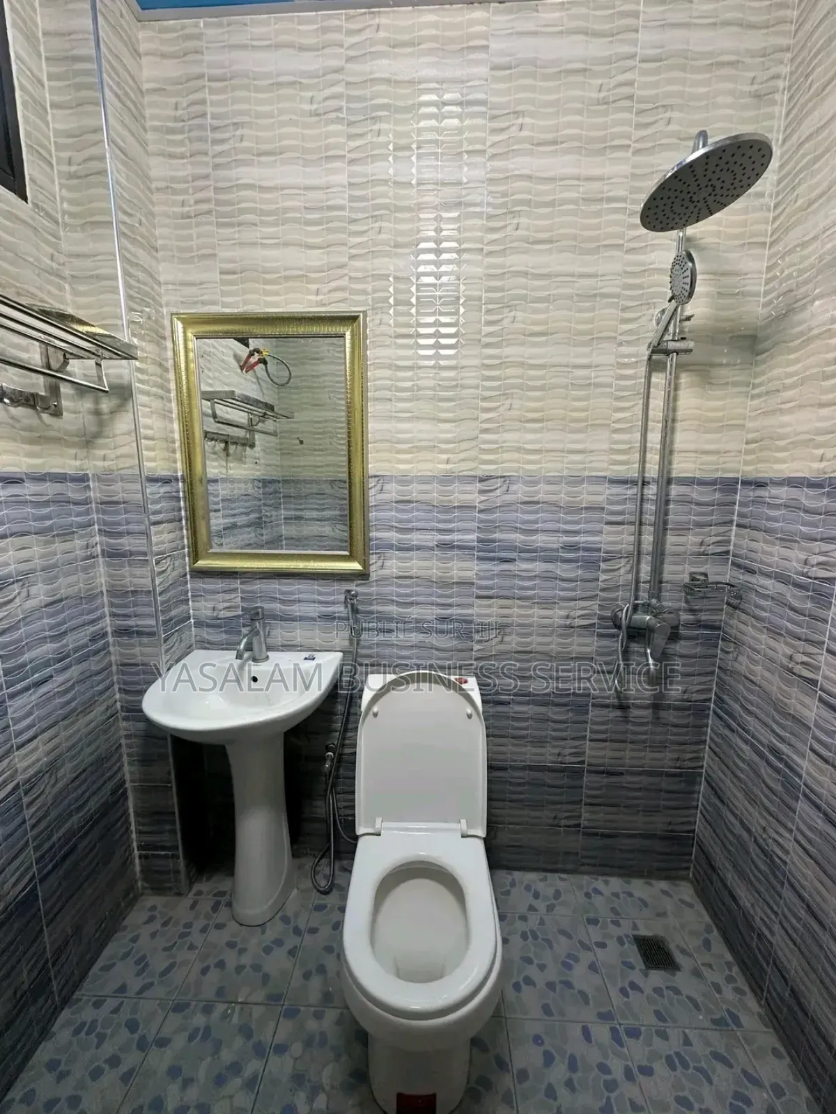 2chbre Appartement dans Yasalam Business, Yoff à Louer