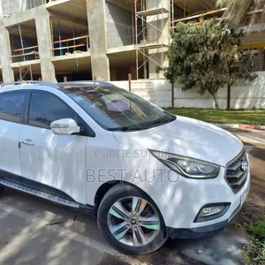 Photo - Hyundai Tucson 2015 Blanc