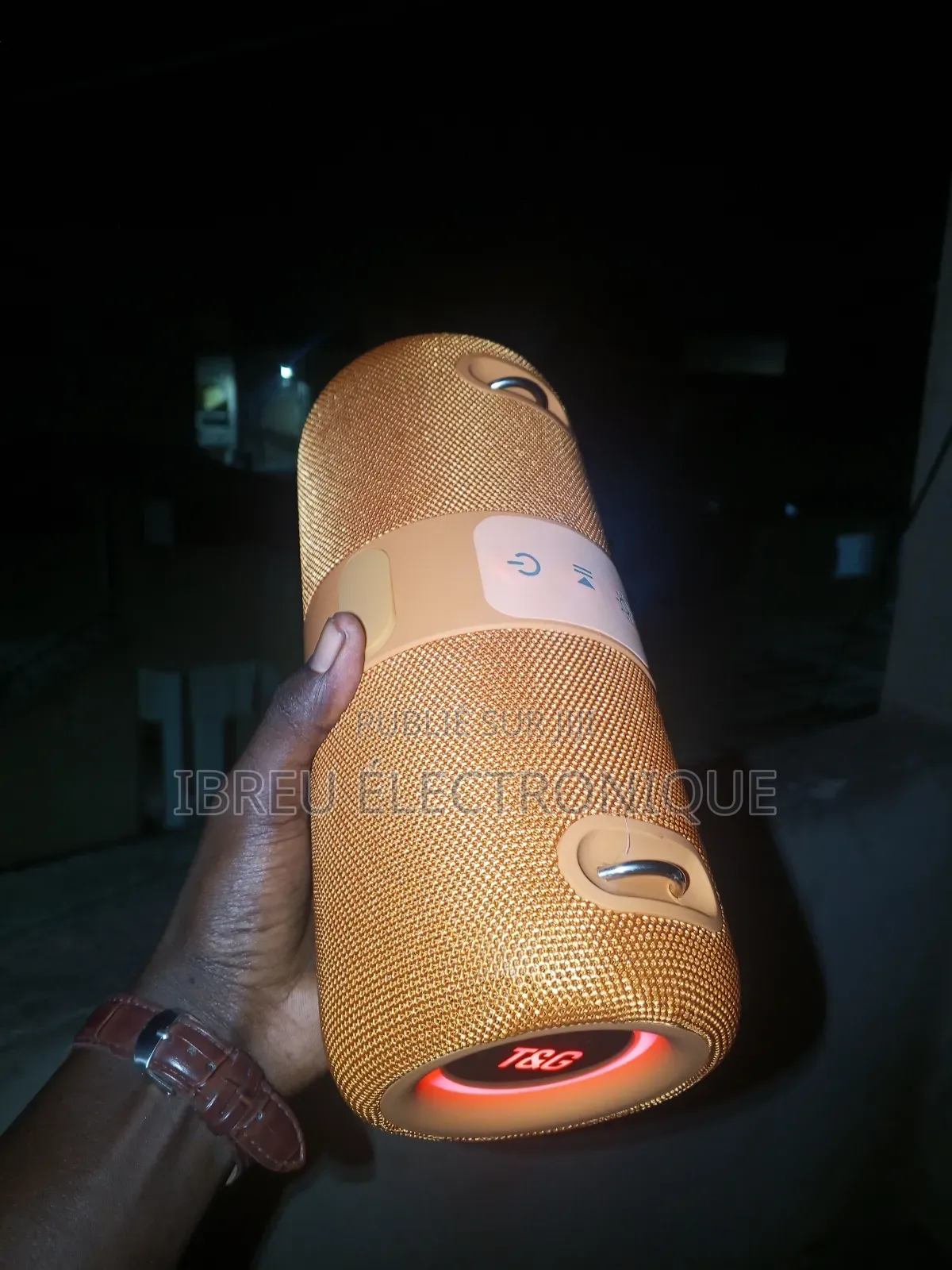 Hoofer Tg Très Puissant