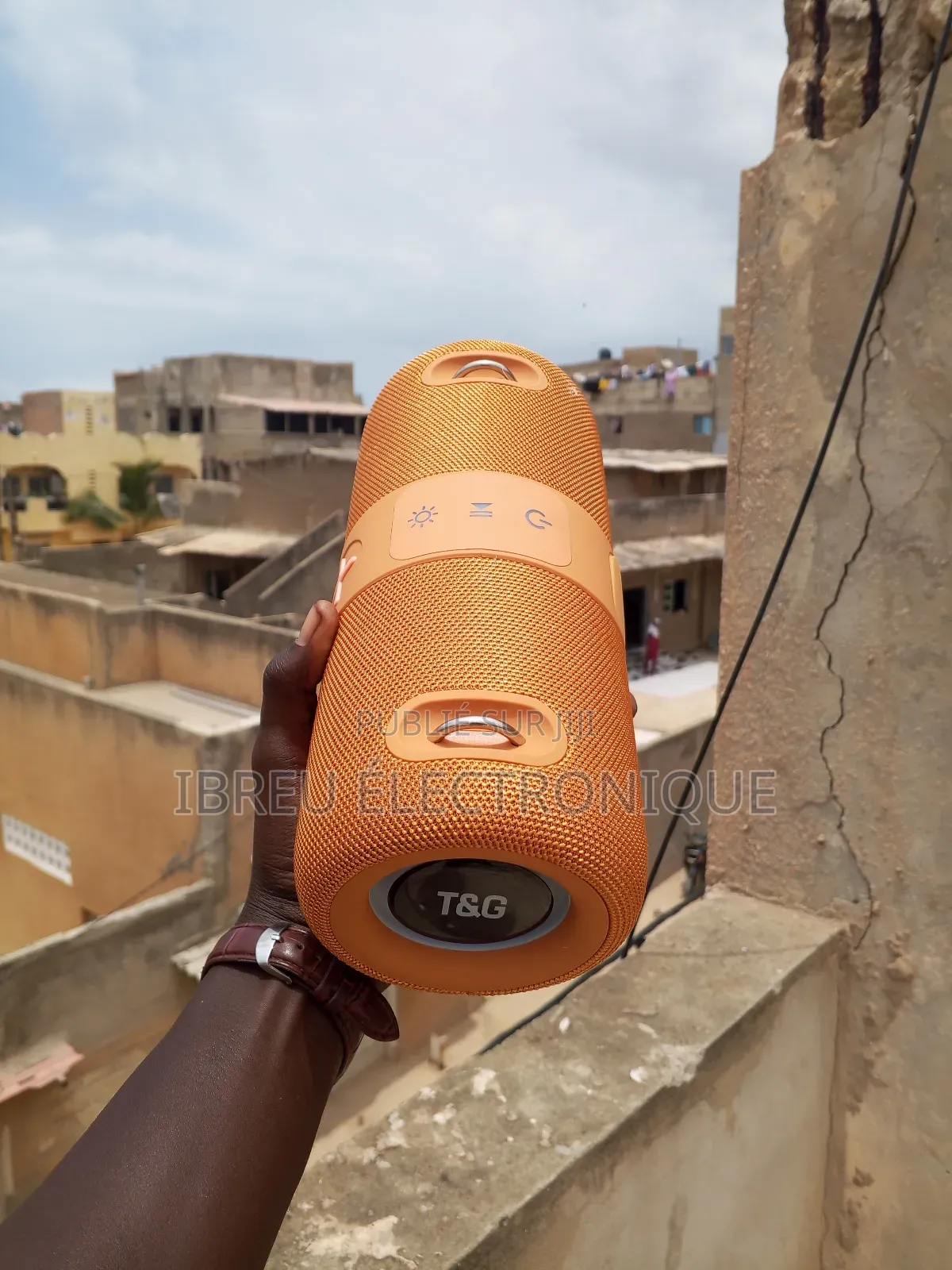 Hoofer Tg Très Puissant