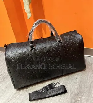 Sac De Voyage Louis Vuitton Cuir Noir À Dakar