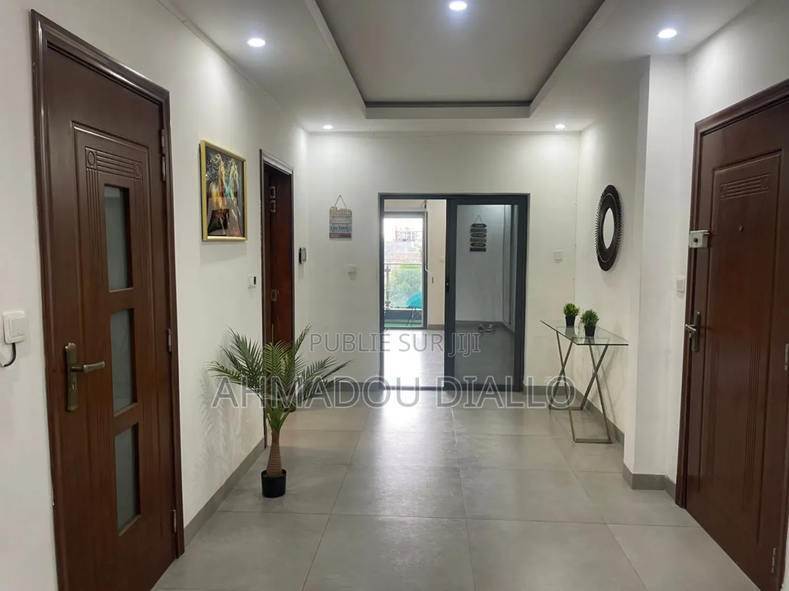 Furnished 3chbre Appartement à Vendre